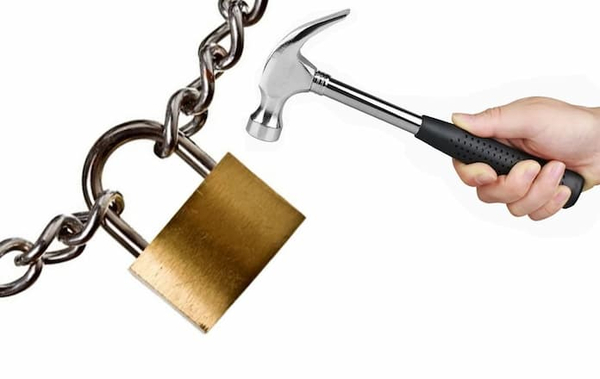 12+ Cách phá khóa cửa cực kỳ nhanh chóng khi mất chìa